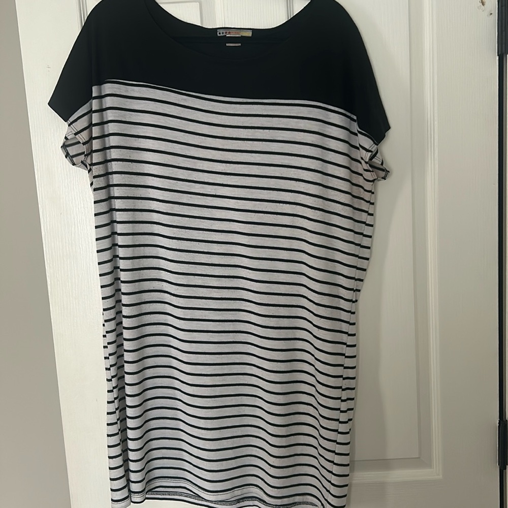 Black & White Stripes
